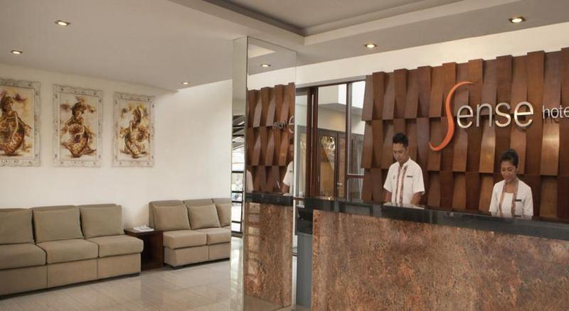 D'Primahotel Seminyak מראה חיצוני תמונה